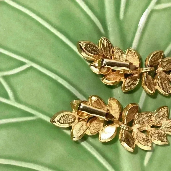 Kenneth Jay Lane Gold Clear Crystal Leaf Rhinestone Clip-On Earrings - Picture 8 of 8